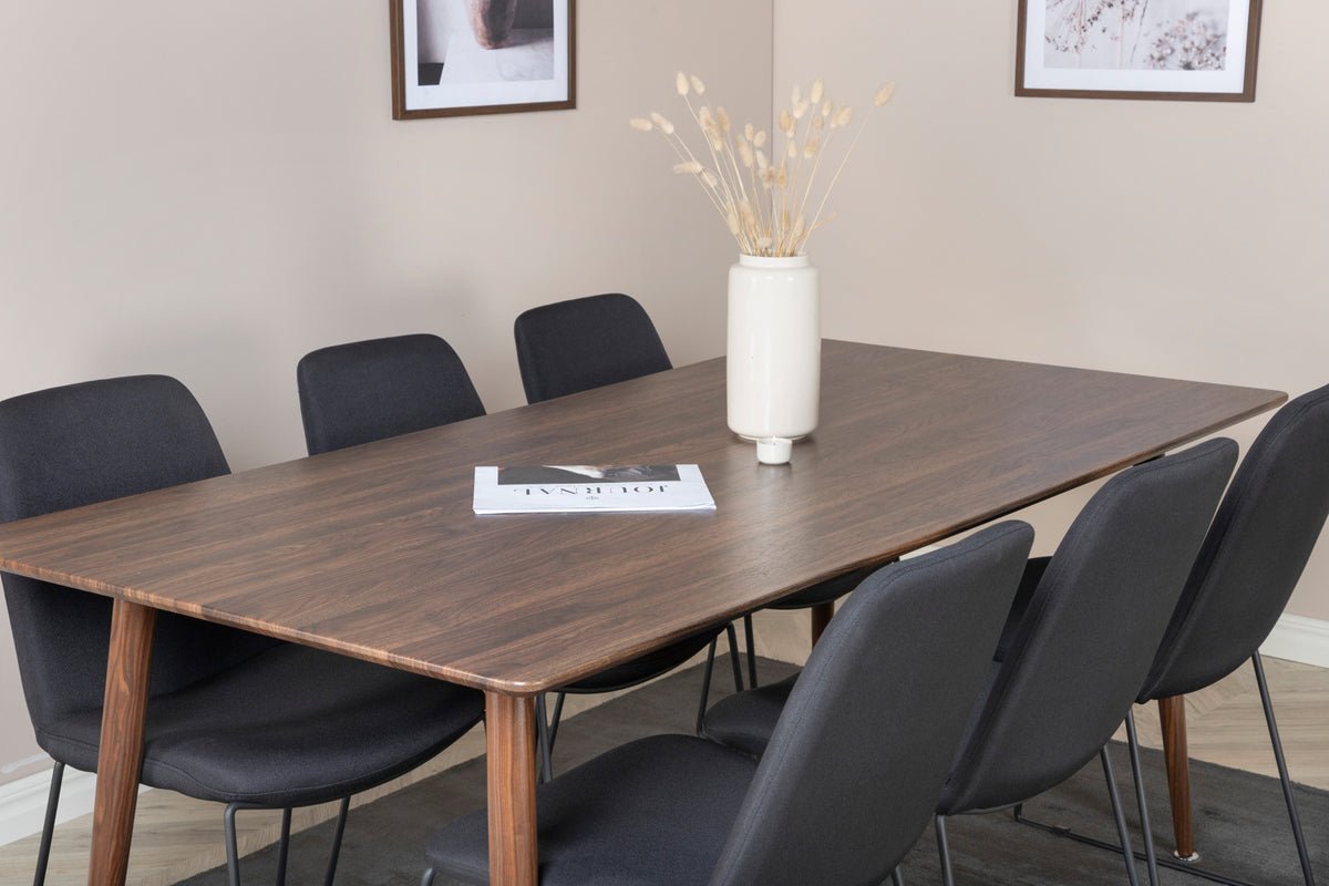 Dining table Lylo - combines modern design with practical functionality