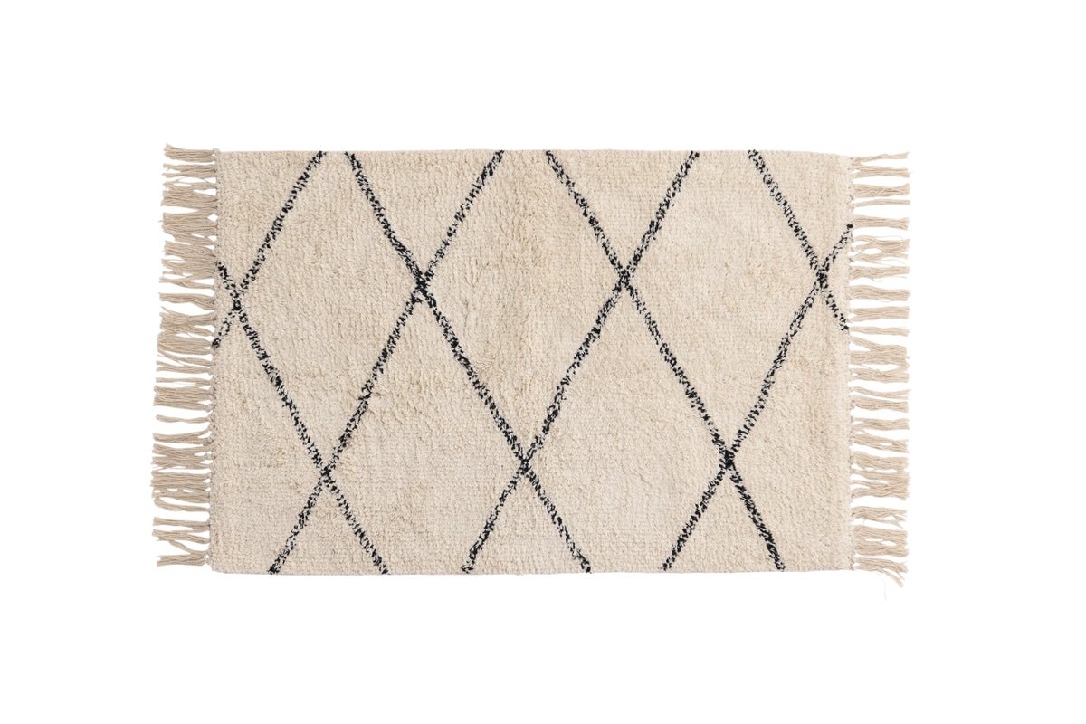Bath Mat Uluwatu - with stylish black-and-white pattern made of cotton