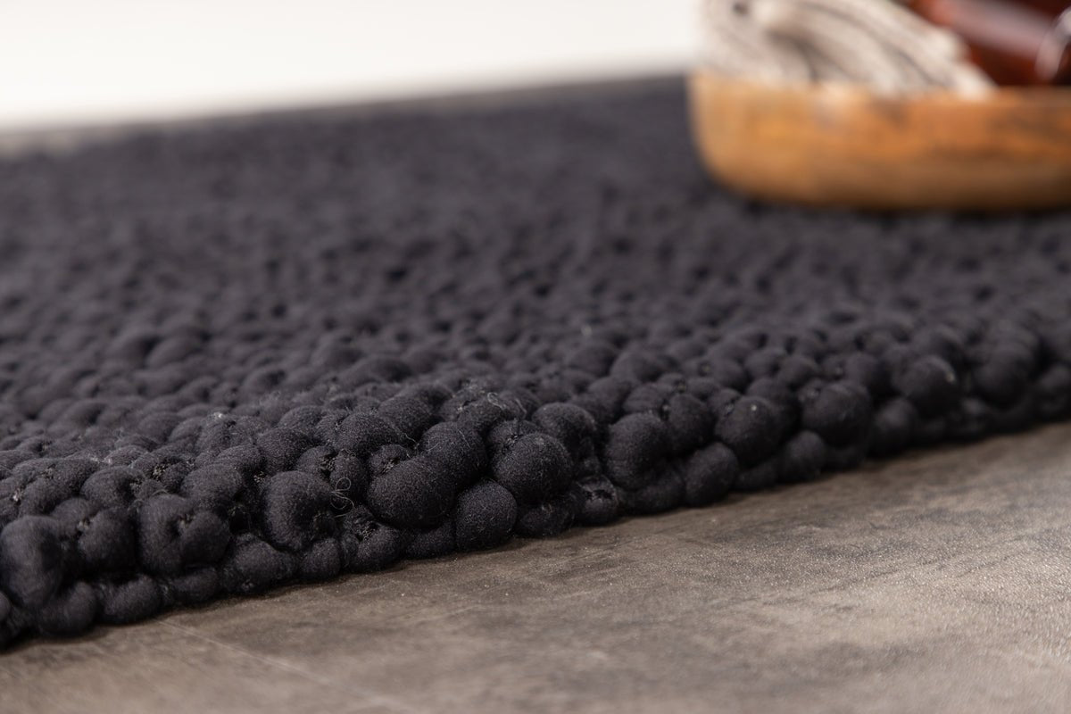 Bath mat Lembongan - in clear White or Black