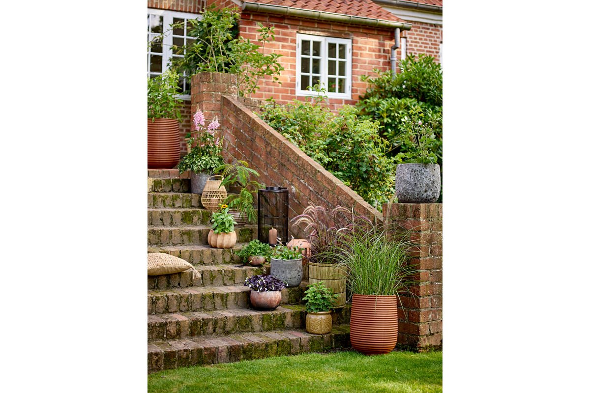 Decorative Flower Pot Kalymnos – Rustic Terracotta Design in Brown