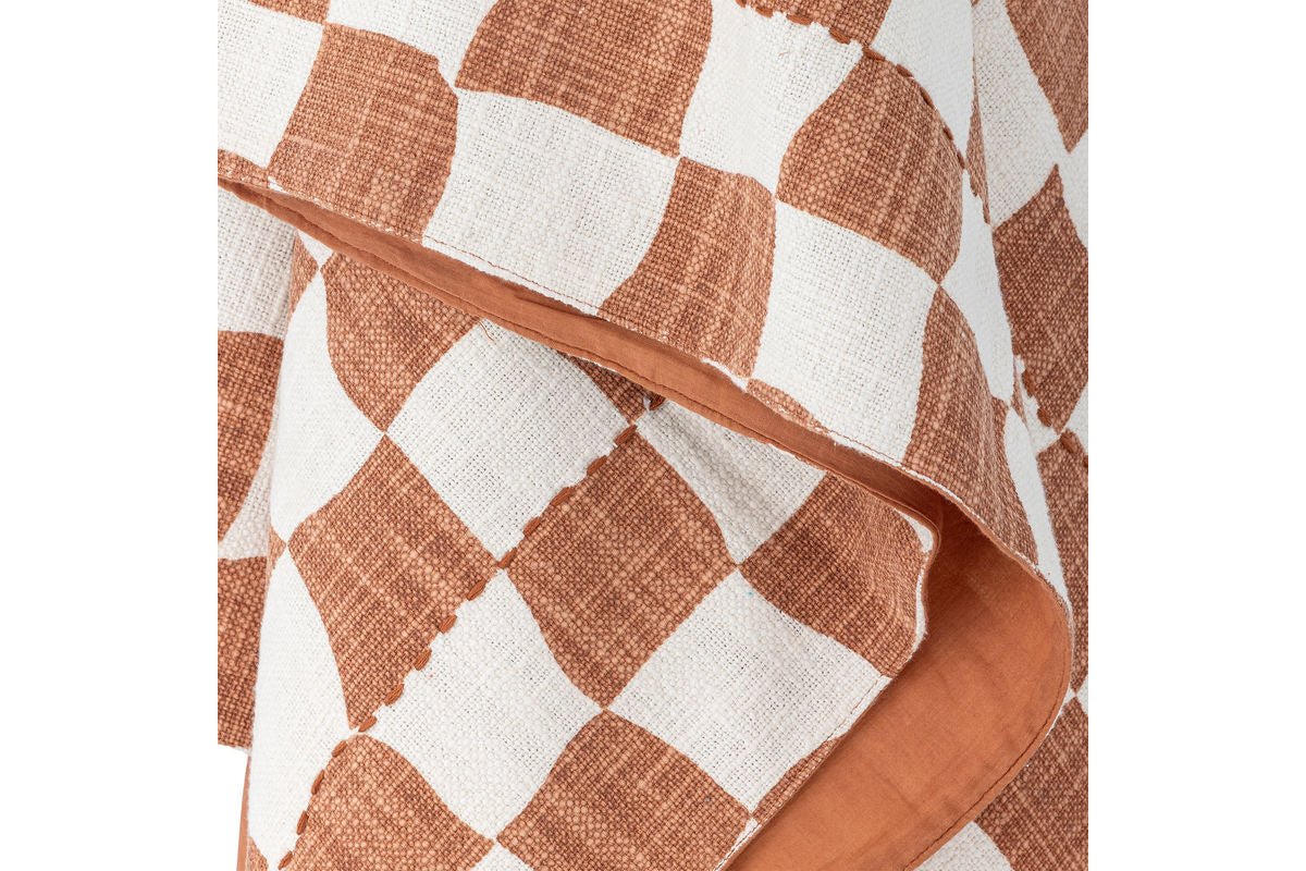 Maru Bedspread – Graphic Checkered Pattern in Brown and White