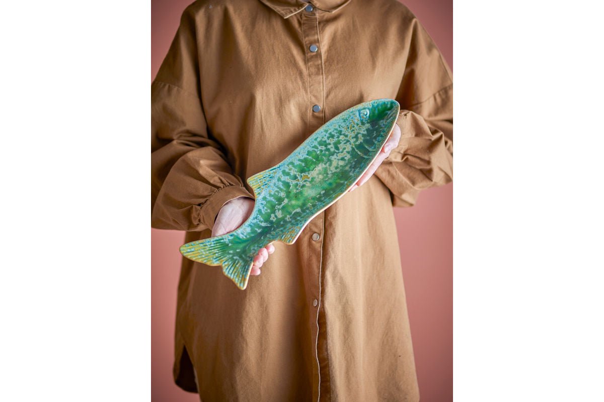 Servierplatte Eirun  - aus Steingut gefertigt - Fischform