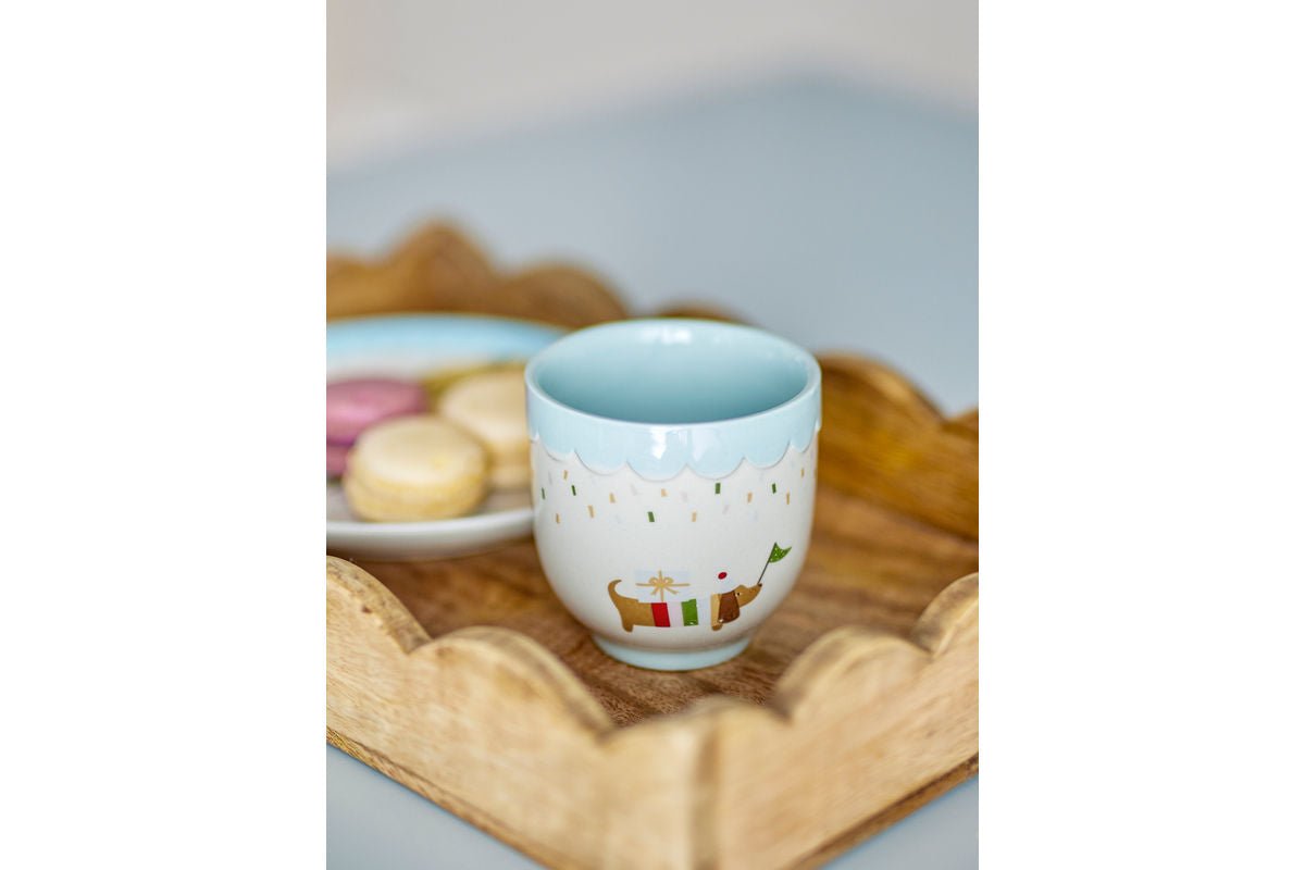 Kinder Tasse Josie - Steingut-Tasse mit Figuren & blauem Inneren