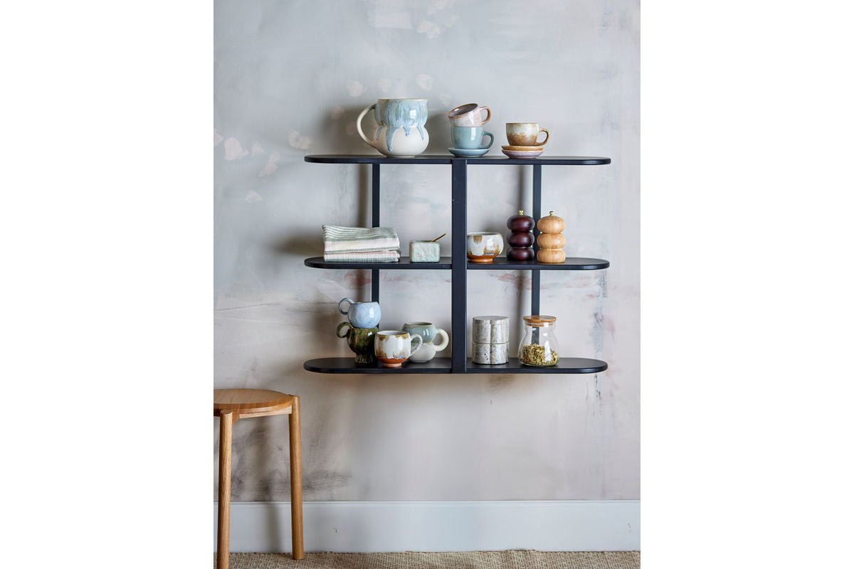 Shelf Sombra – Sculptural Design in Black