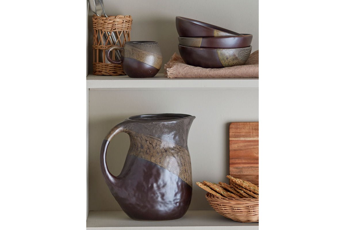 Jug Mella – Stoneware with Retro Glaze in Brown