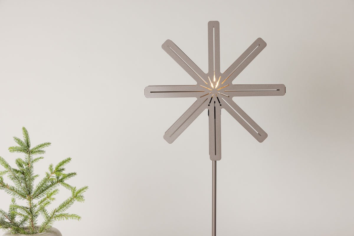 Weihnachtliche Stehleuchte Levi - in 2 verschiedenen Höhen