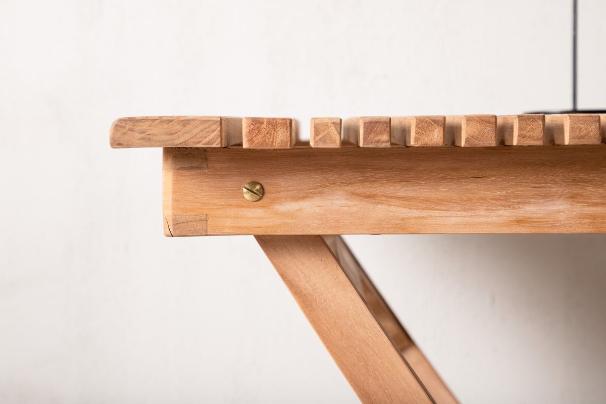 Garden table Taneva - a foldable table made of high-quality teak wood