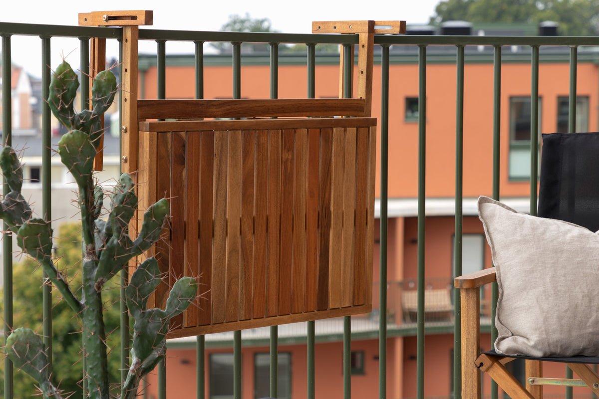 Garden table Seraya - with practical folding function made of acacia wood for balconies