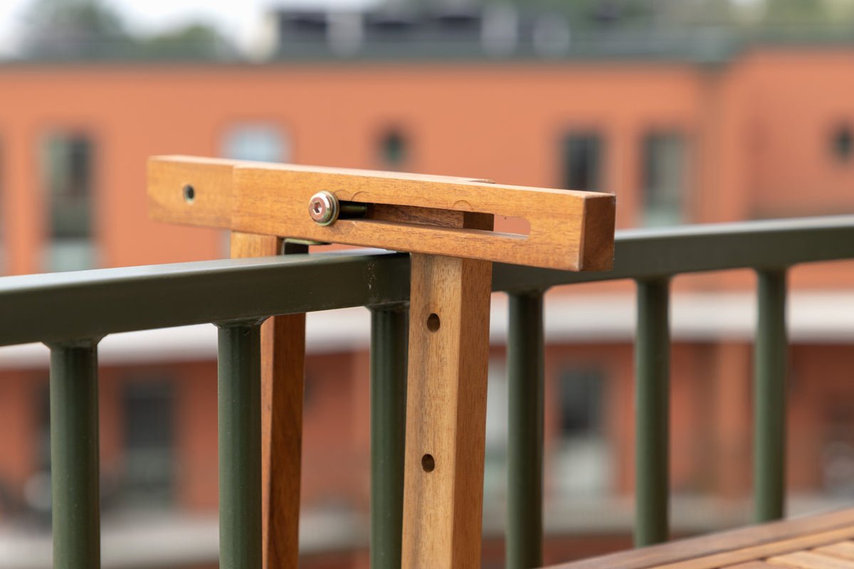 Garden table Seraya - with practical folding function made of acacia wood for balconies