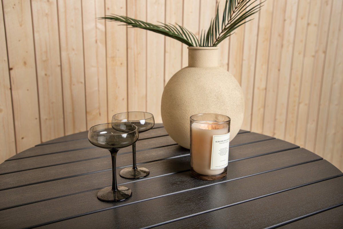 Garden table Aviani - round, inviting and stylish