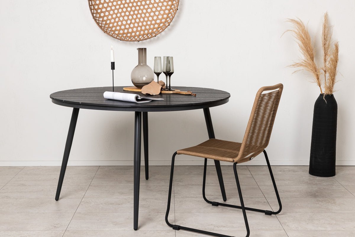 Garden table Aviani - round, inviting and stylish