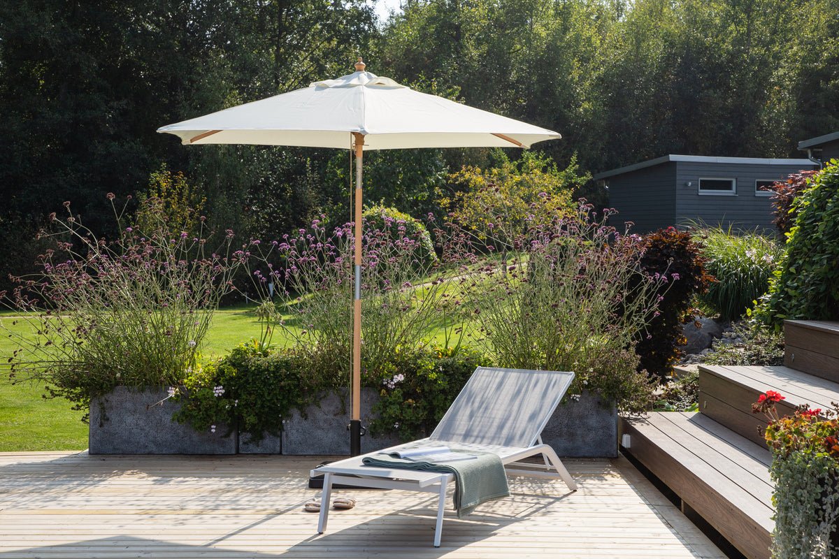 Garden Parasol Valenza – Ø250 cm in Black or White