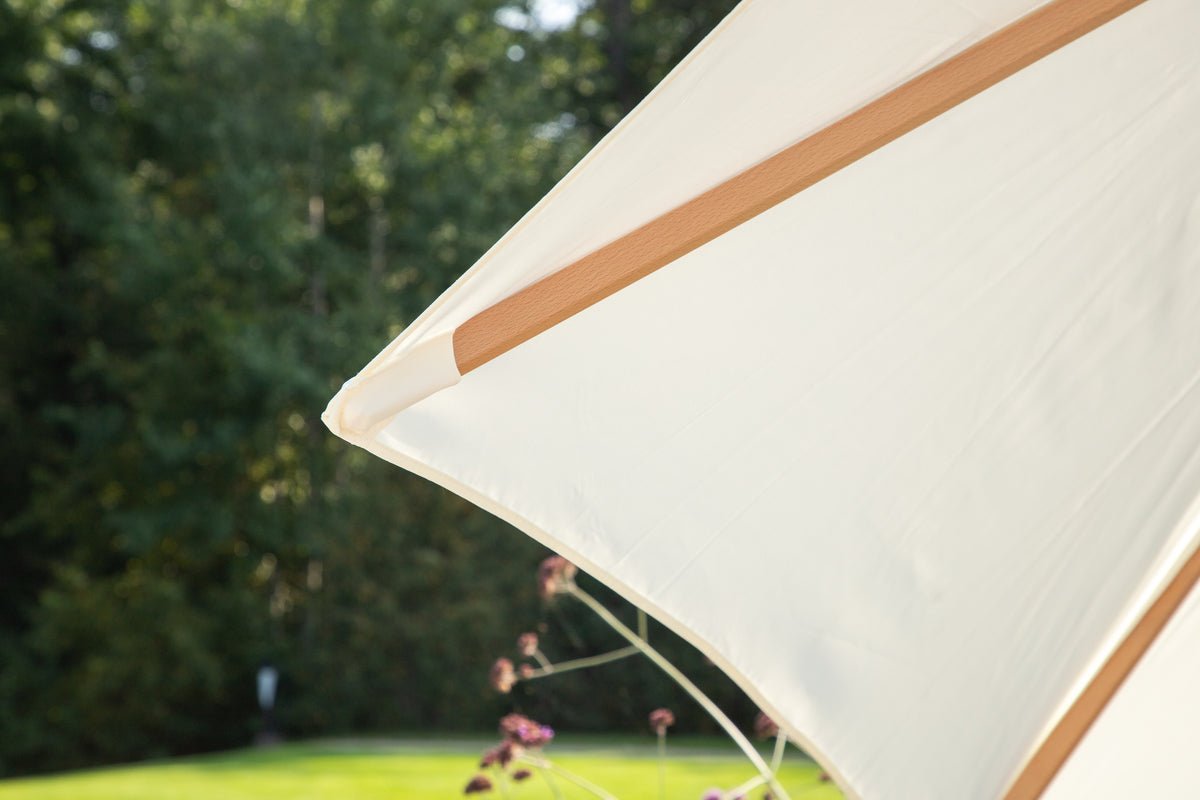 Garden Parasol Valenza – Ø250 cm in Black or White