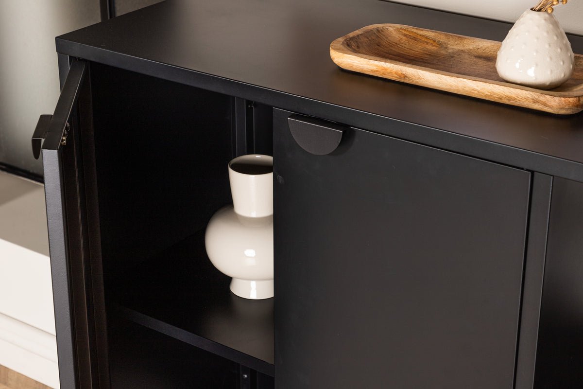 Nerano dresser – Black, industrial with modern loft charm