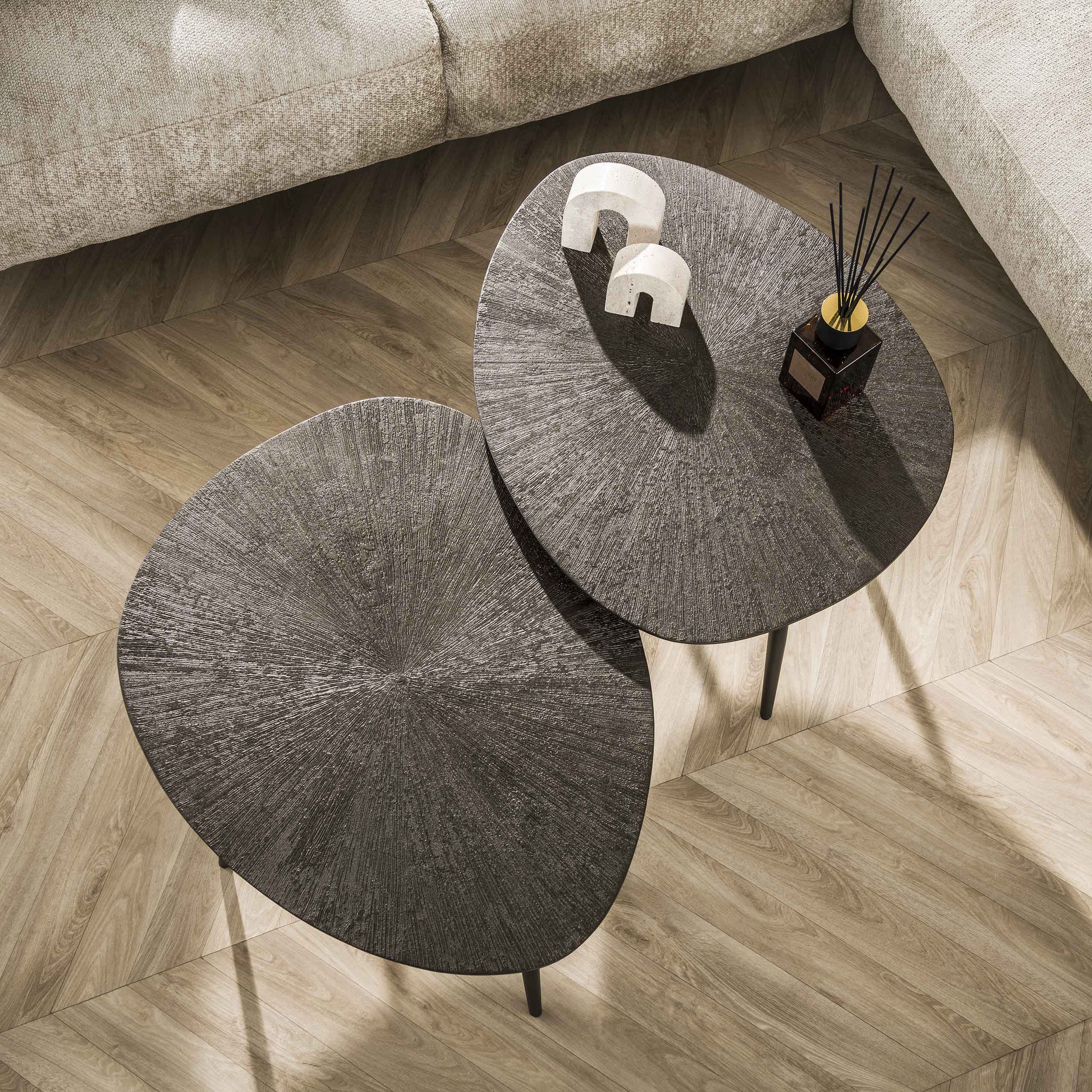 Couchtisch Arivon - 2er Set mit Ray Metal-Finish in warmen Braunbronzeton