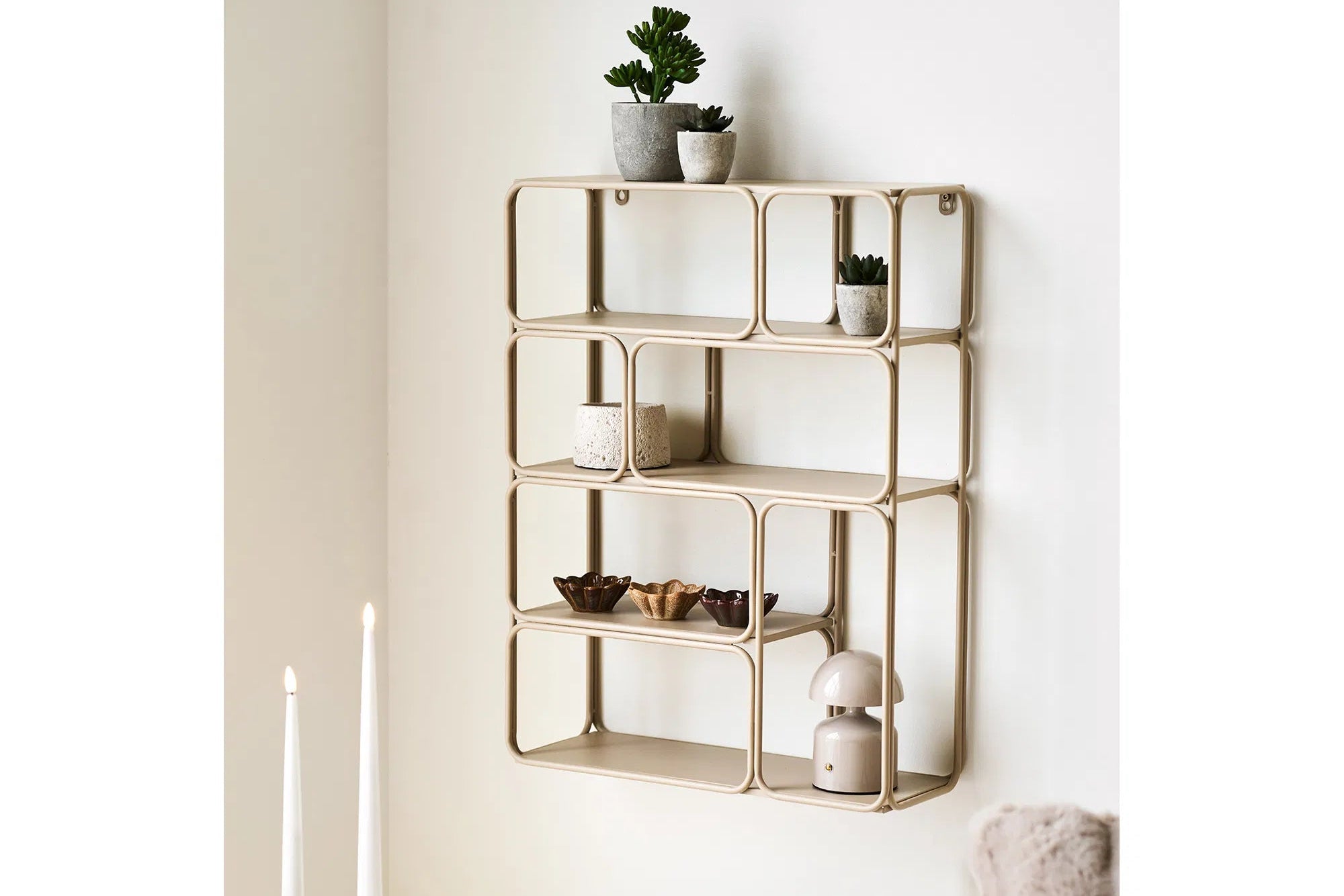 Wall Shelf Corvella – made of metal in Beige
