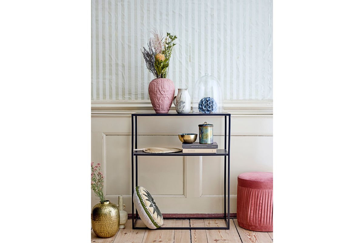 Krug Elva – Hand-painted Stoneware with Floral Motif