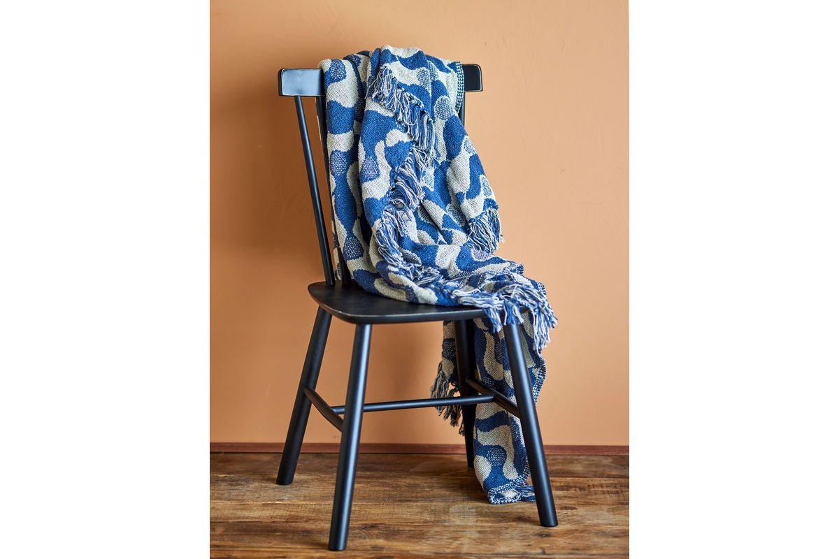 Valea Throw Blanket - Blue, made from recycled cotton