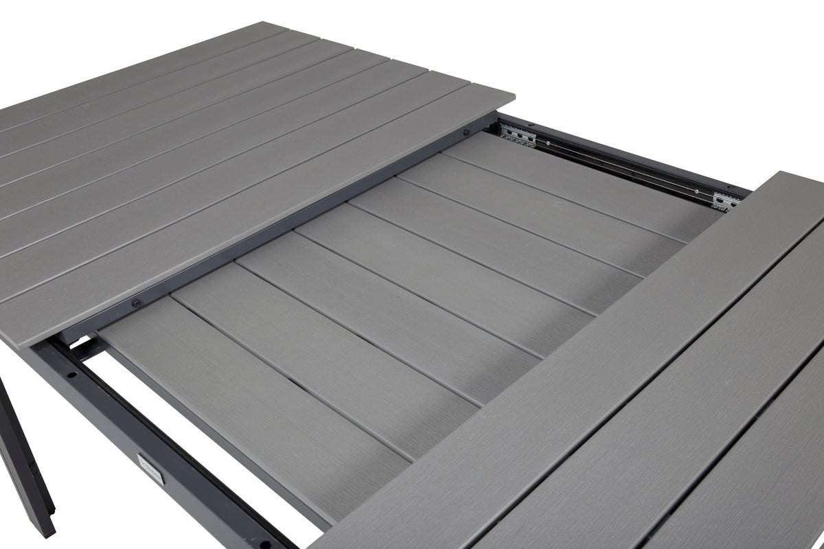 Garden table Kairen - perfect for sociable gatherings outdoors