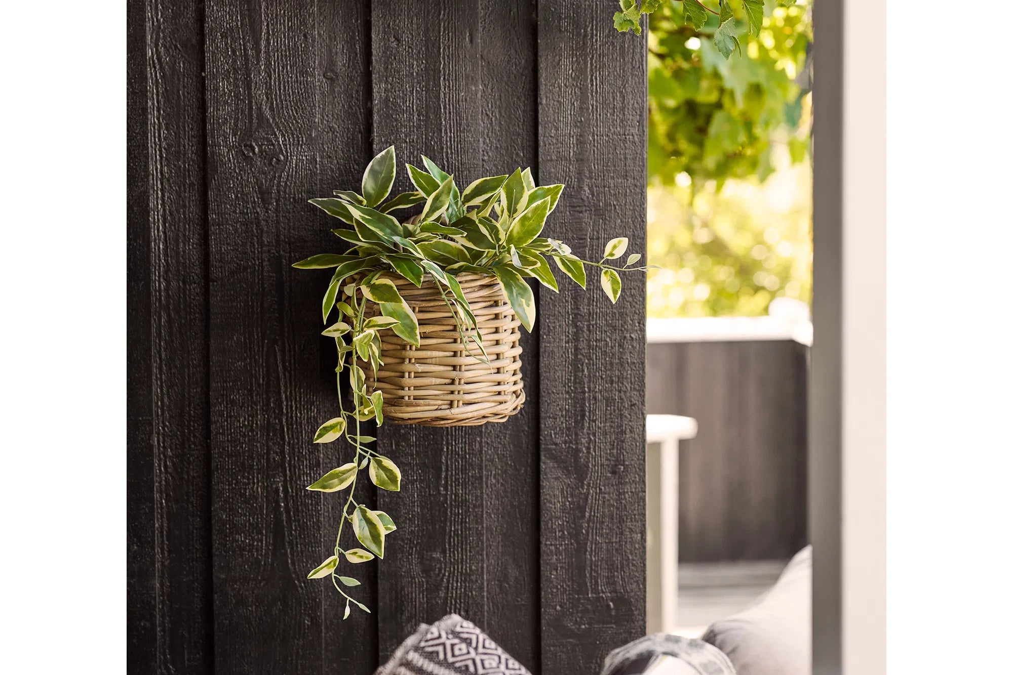 Garden Plant Basket Myrora - made of Kubu Rattan for hanging