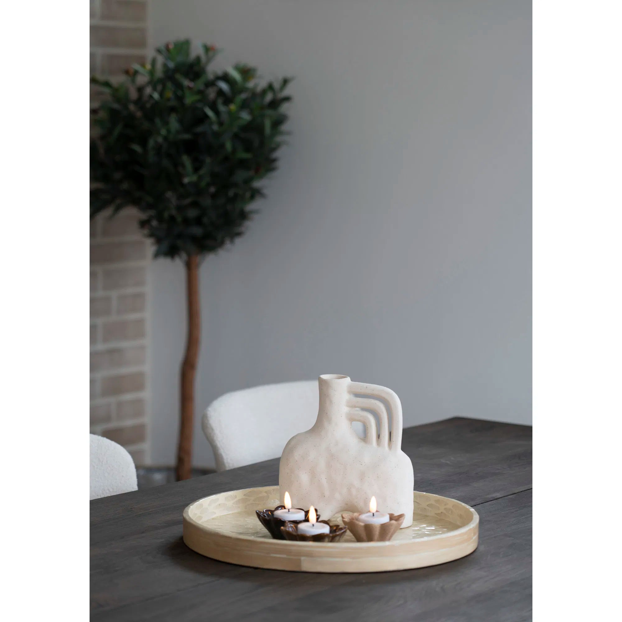 Tablet "Mavira" – Round Bamboo Design with Capiz Surface