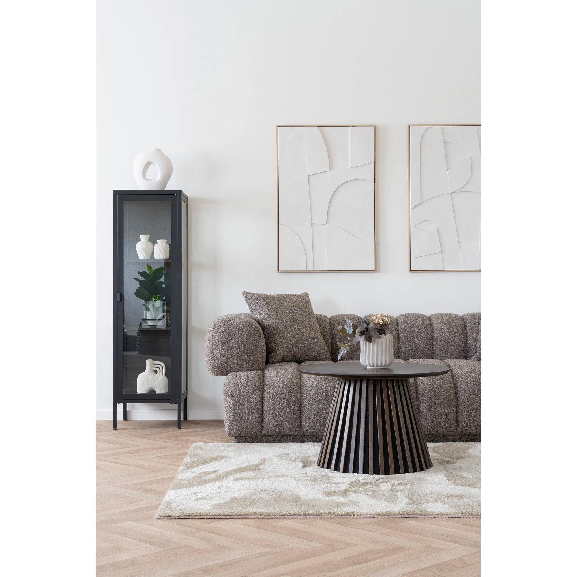 Vase "Lunea" – Sculptural Ceramics in White