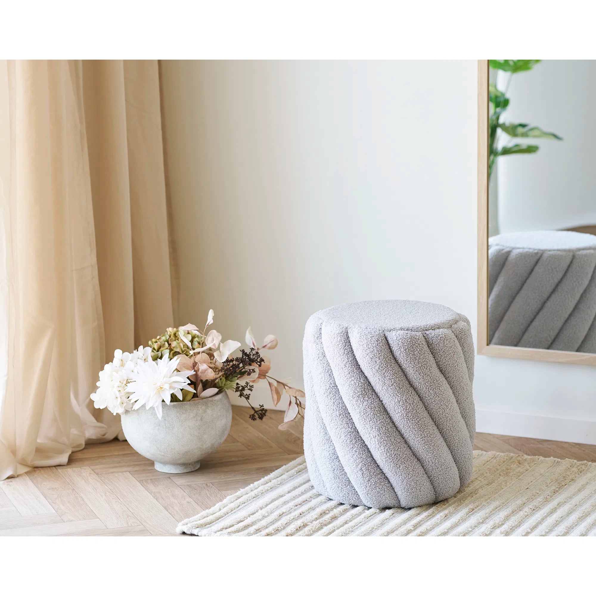 Flowerpot "Silvano" – Gray Ceramic Design in Round Bowl Shape