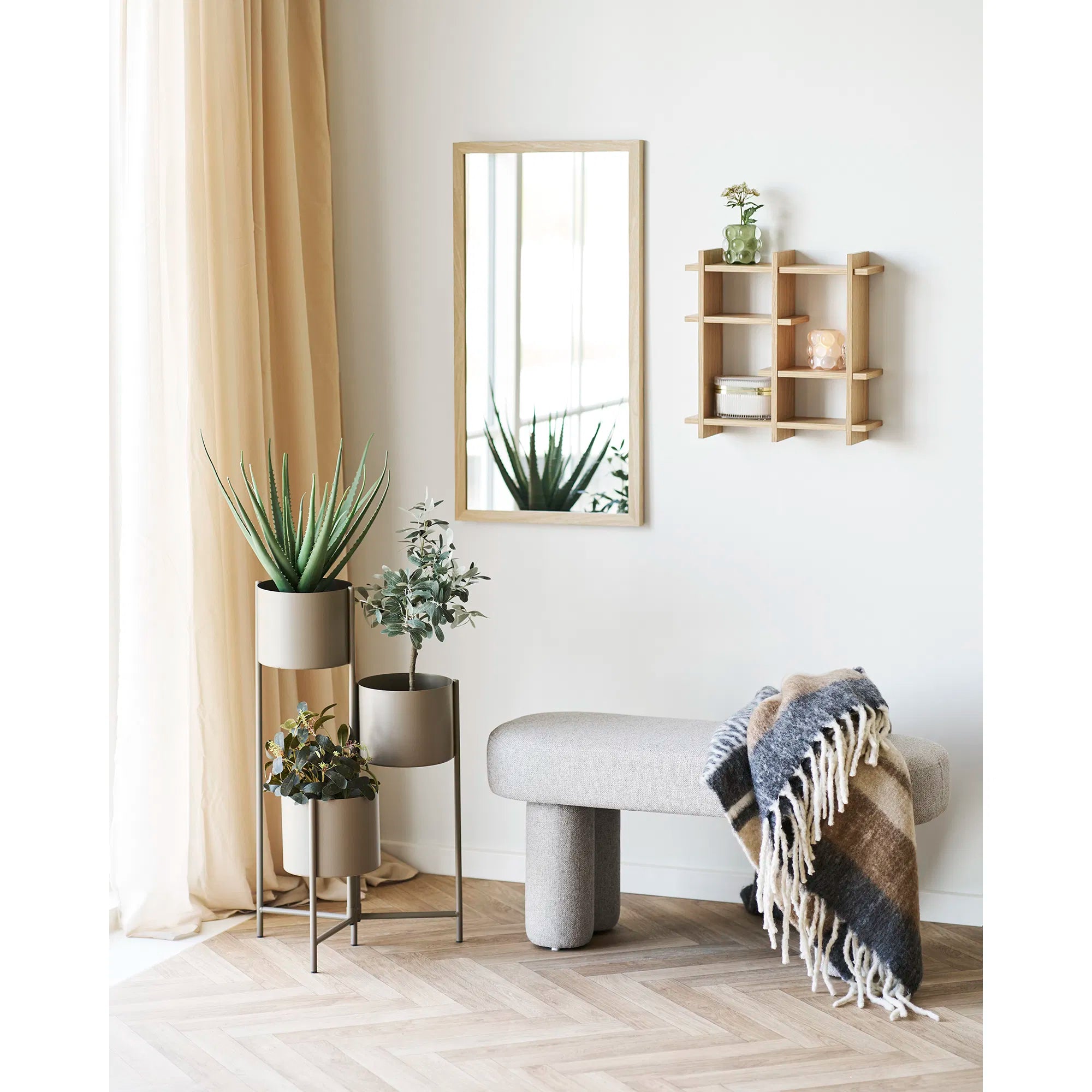 Flowerpot "Marven" – Brown painted steel with modern 3-piece design