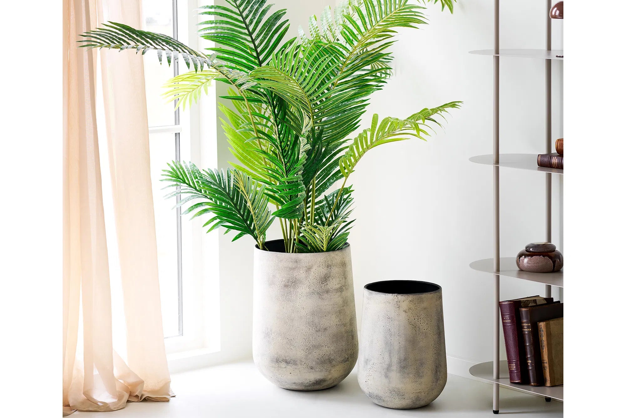 Vase Narvella - made of metal in antique beige finish (set of 2)