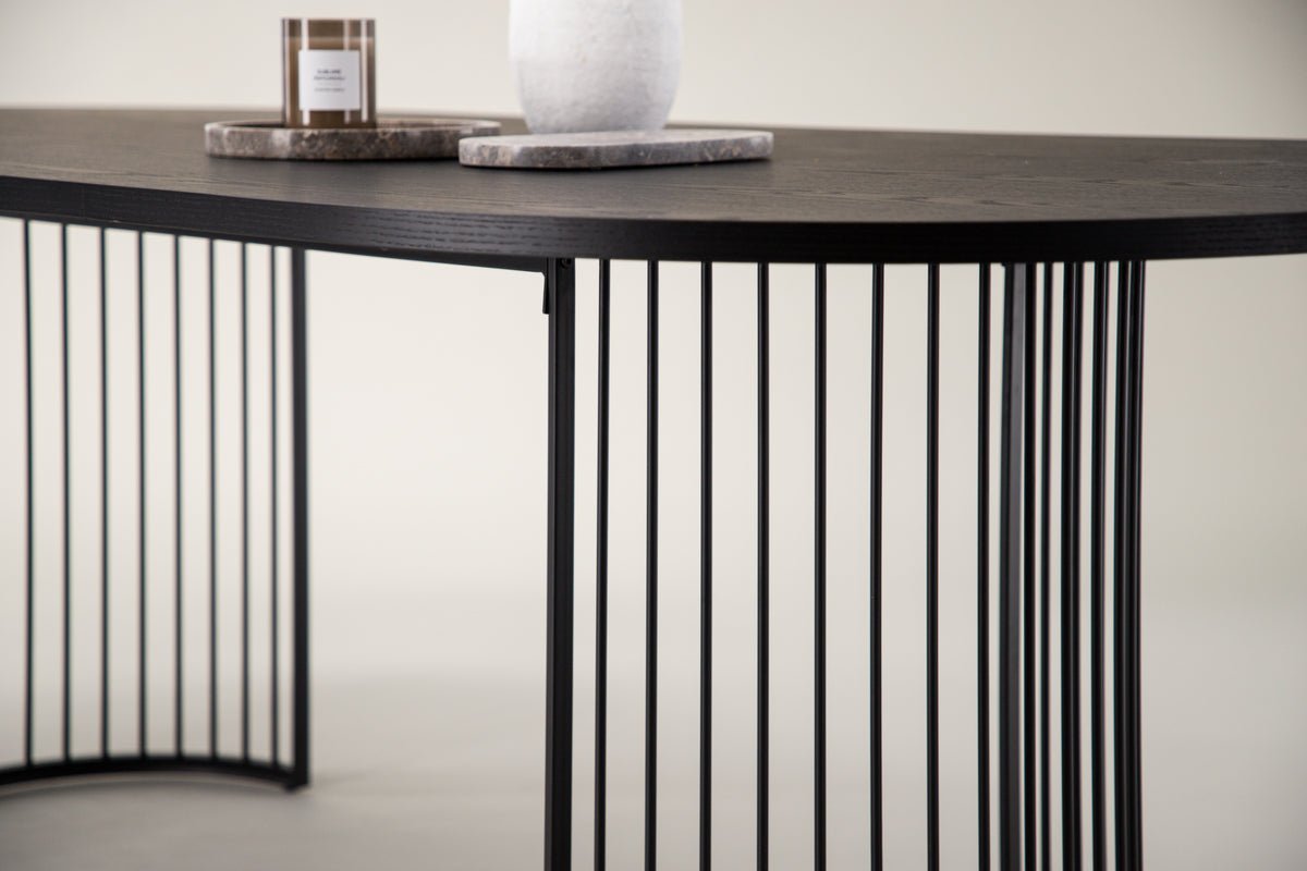 Manolo dining table - oval dining table with Black tabletop and walnut