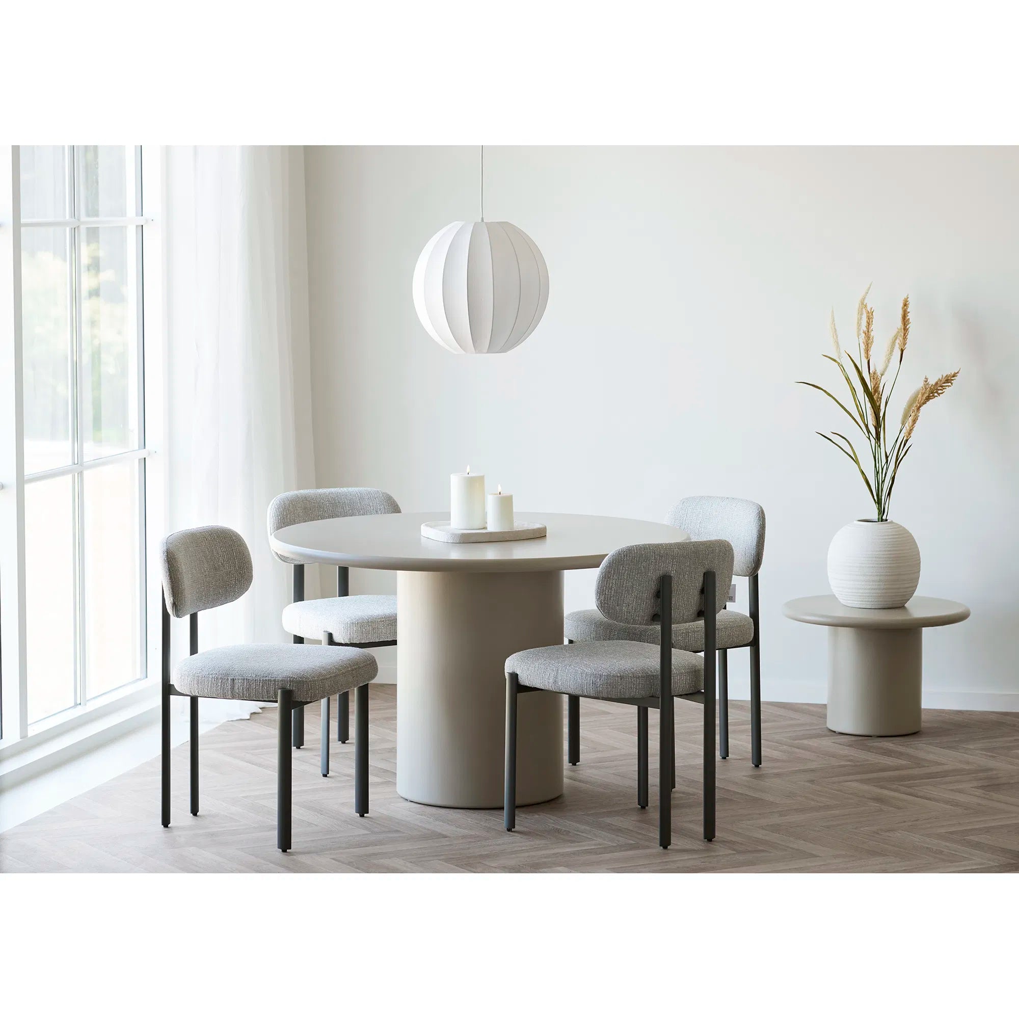 Tray "Calva" – Decorative tray made of cement in beige