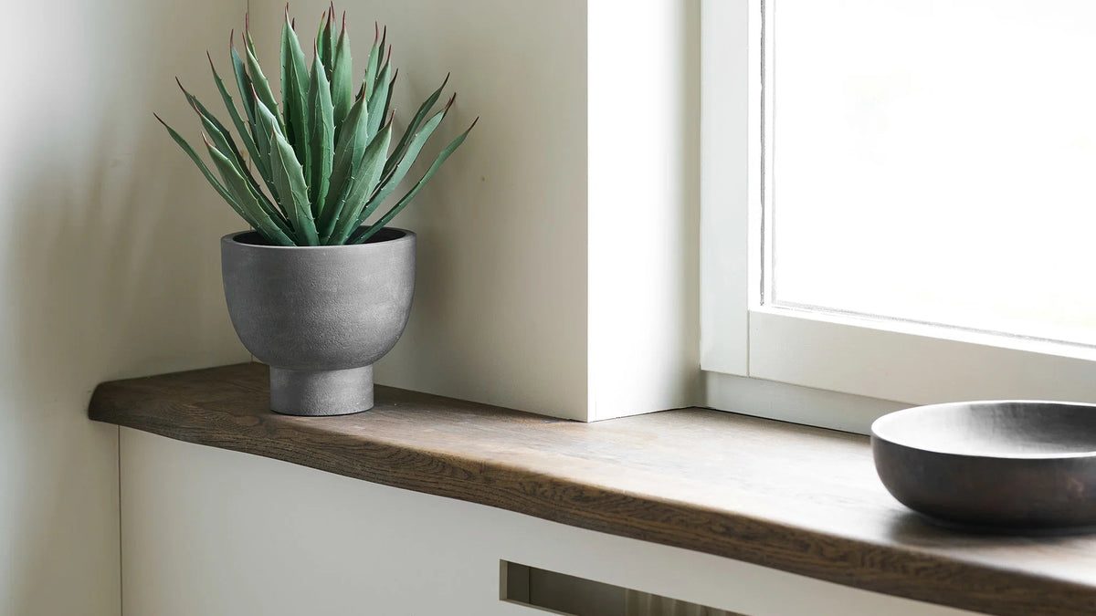 Kudu bowl - made of brown mango wood