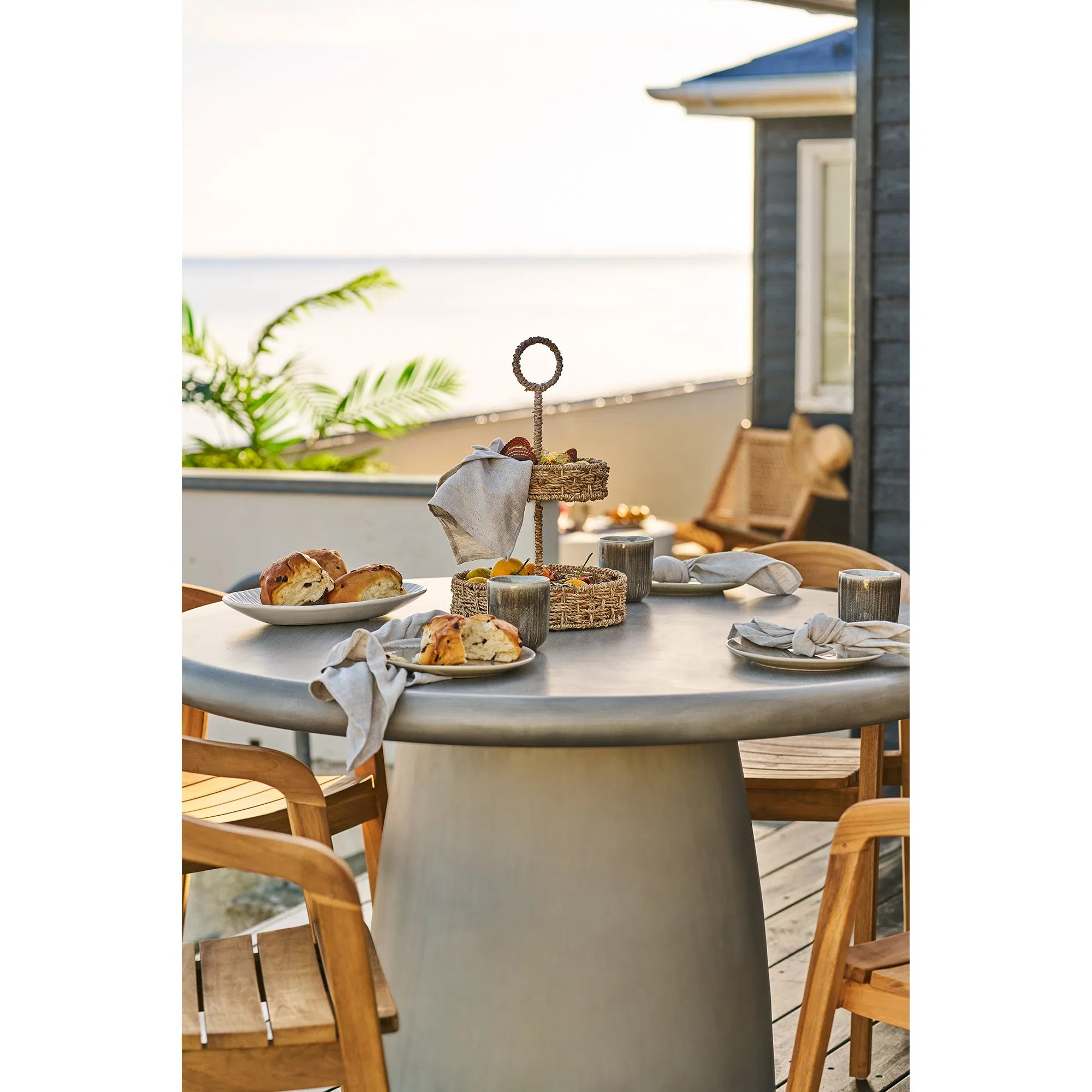 Haviona Plate – made of stoneware in beige (set of 4)