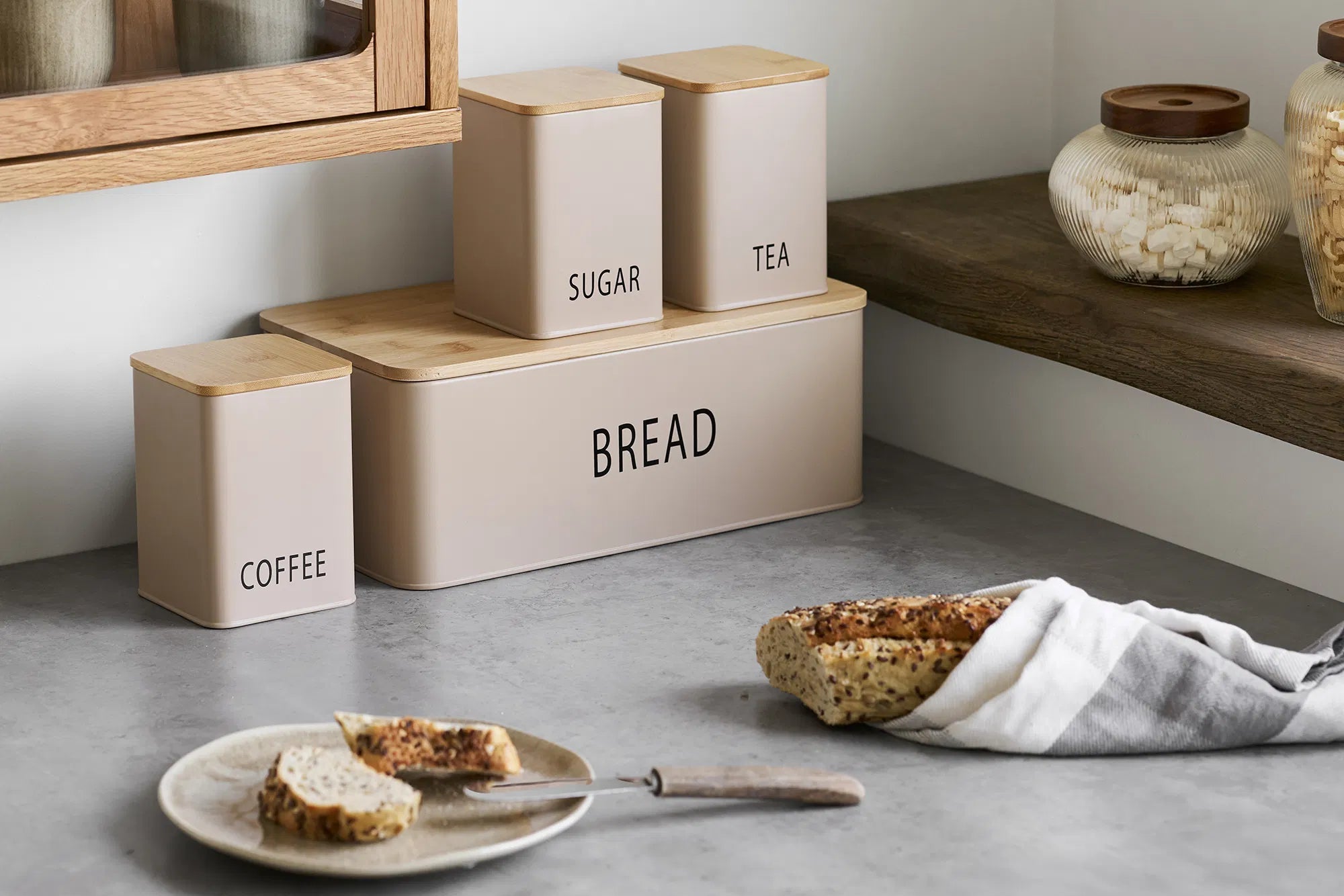 Lunchbox Jorvella - made of metal with bamboo lid (set of 4)