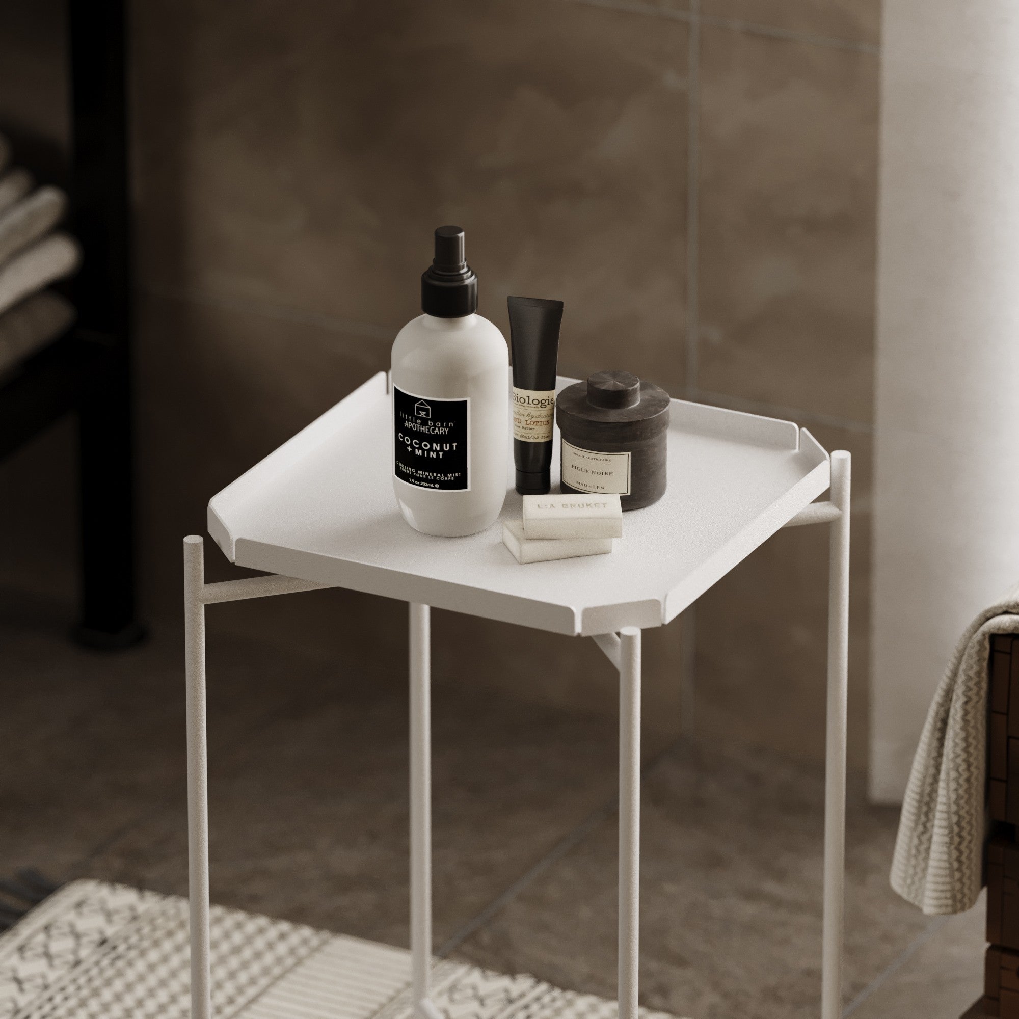 Coffee Table Arvello – Simple Metal Design Available in 3 Colors