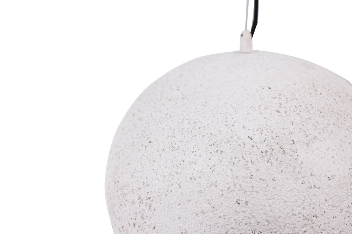 Pendelleuchte „Namib" – Aus weißem Kunstharz für rustikalen Charme