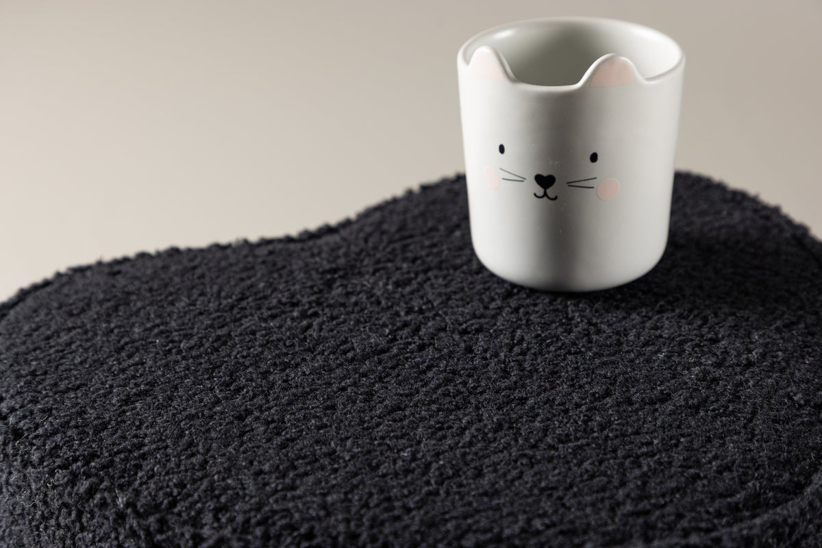 Children's stool Luma – Heart-shaped stool in Black