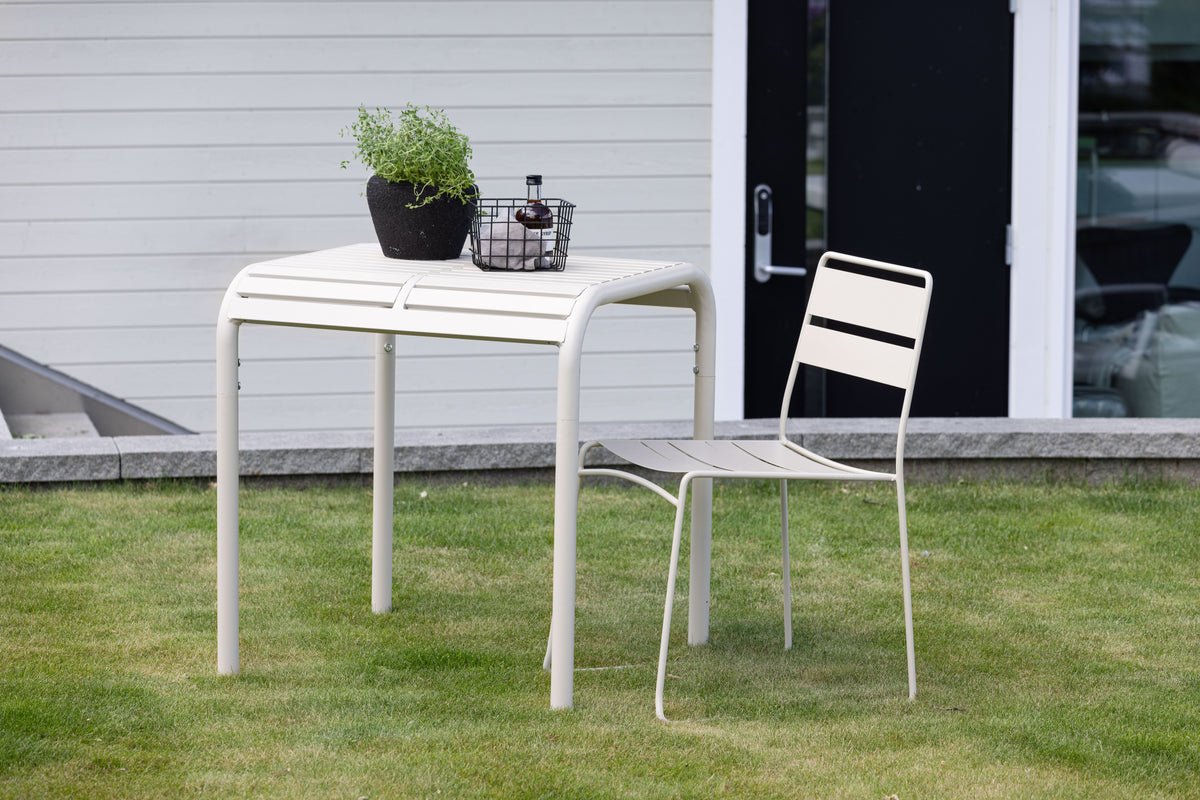 Garden table Tehani - light beige café table made of aluminum