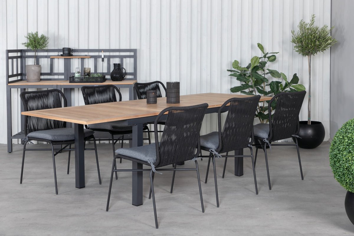 Garden table Lunea - an extendable dining table for outdoors