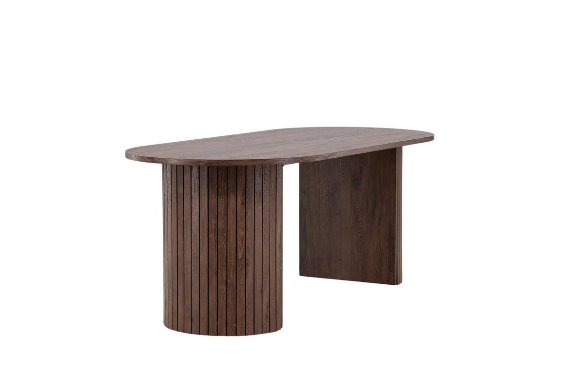 Dining table Maple - combines modern design with durable quality