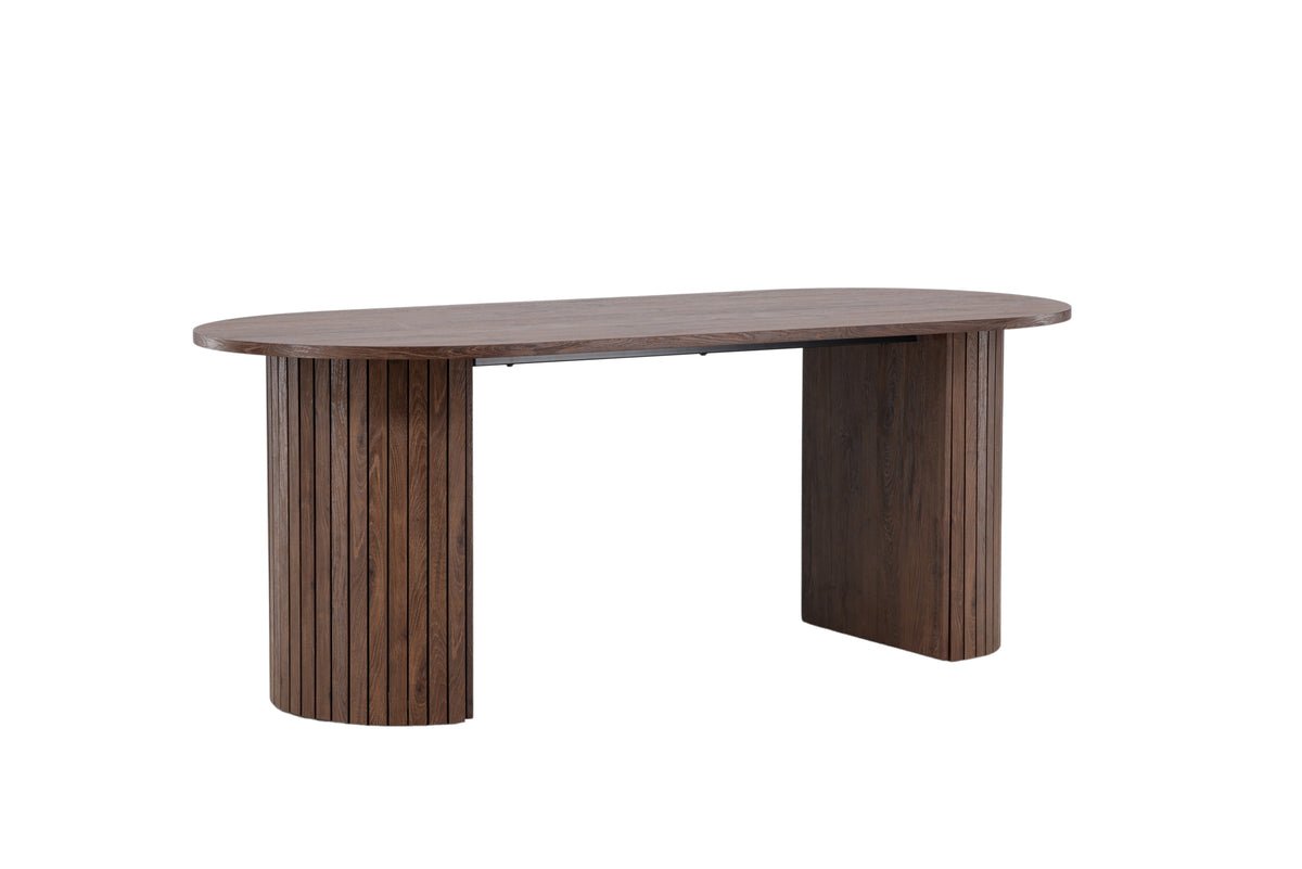 Dining table Maple - combines modern design with durable quality