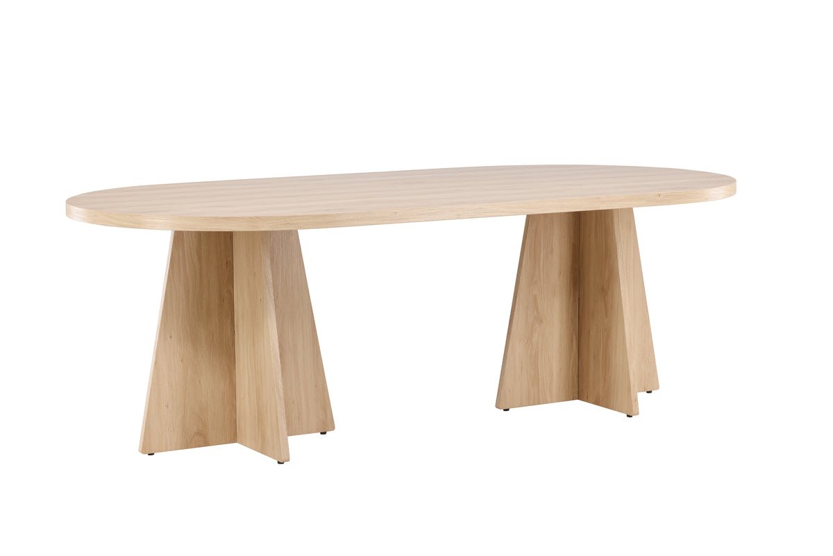 Dining table Zayana - creates an elegant, style-conscious atmosphere