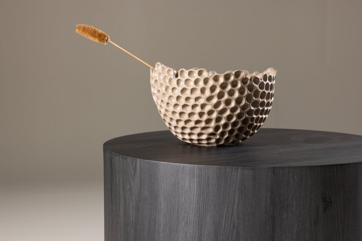 Coffee table/side table Milo - compact and stable