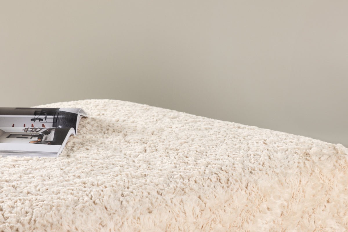 Side stool Farrow – Square stool in teddy look Beige