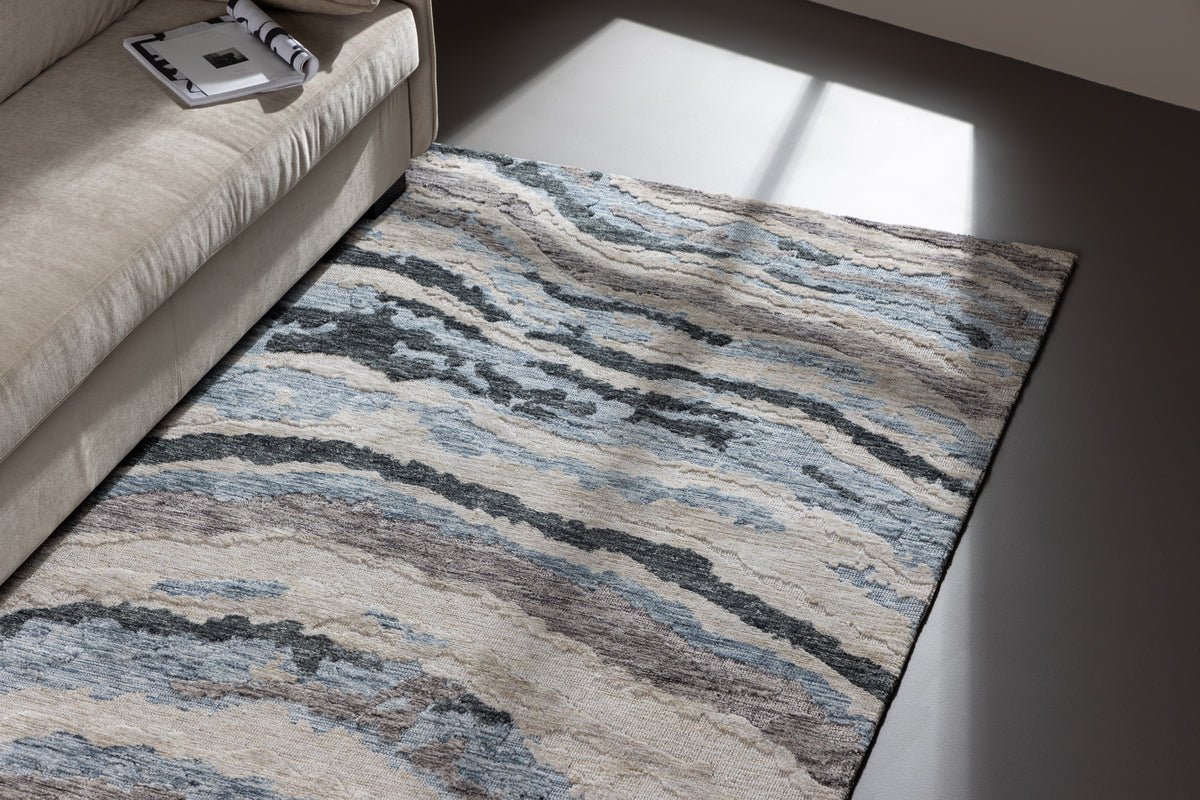 Carpet Eleni – available in two sizes made of polyester
