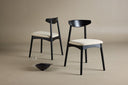 2-piece set - Chair Malte made of lacquered oak wood