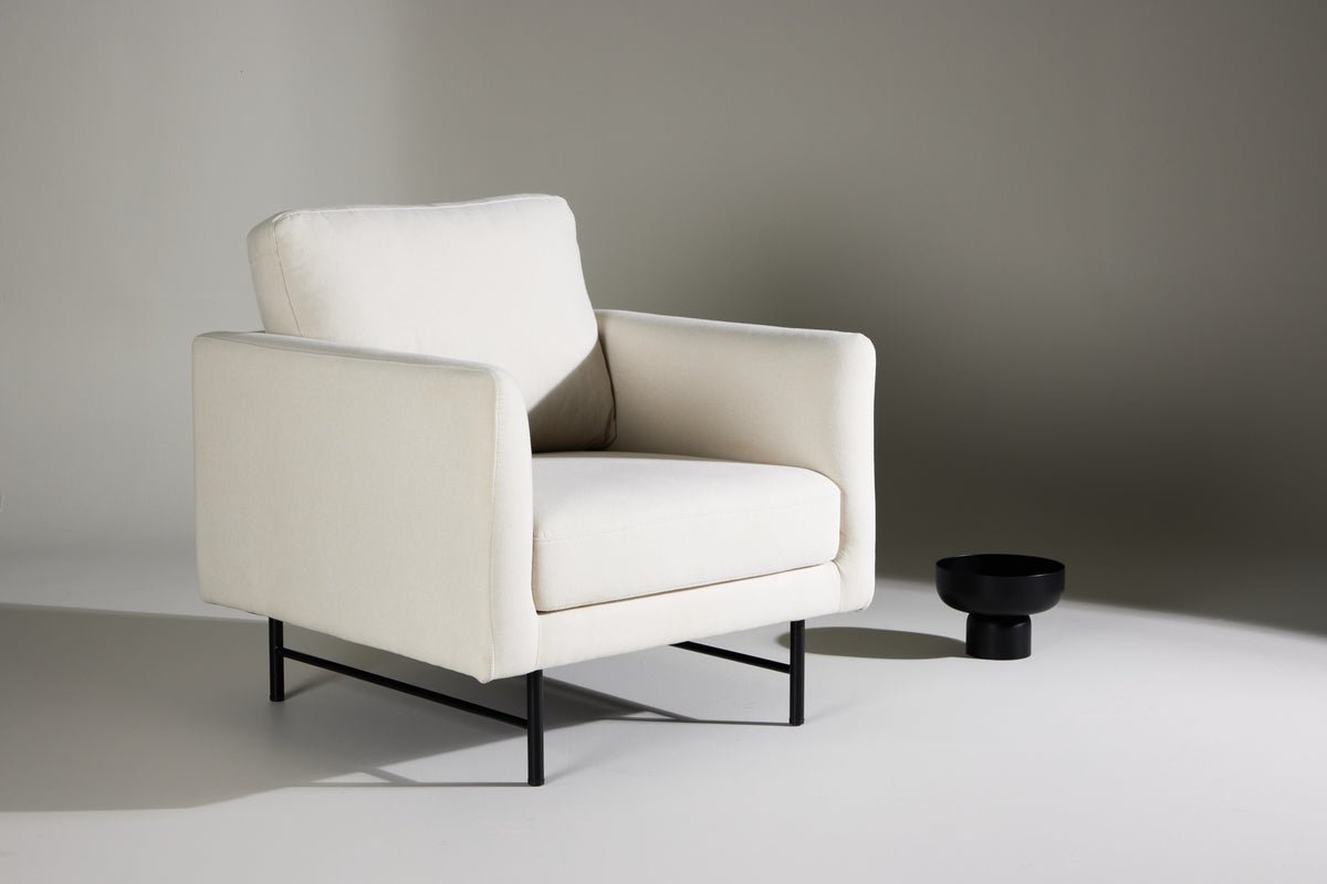 Armchair Cloud - Timeless, bright & comfortable in White