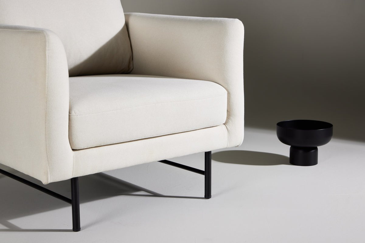 Armchair Cloud - Timeless, bright & comfortable in White