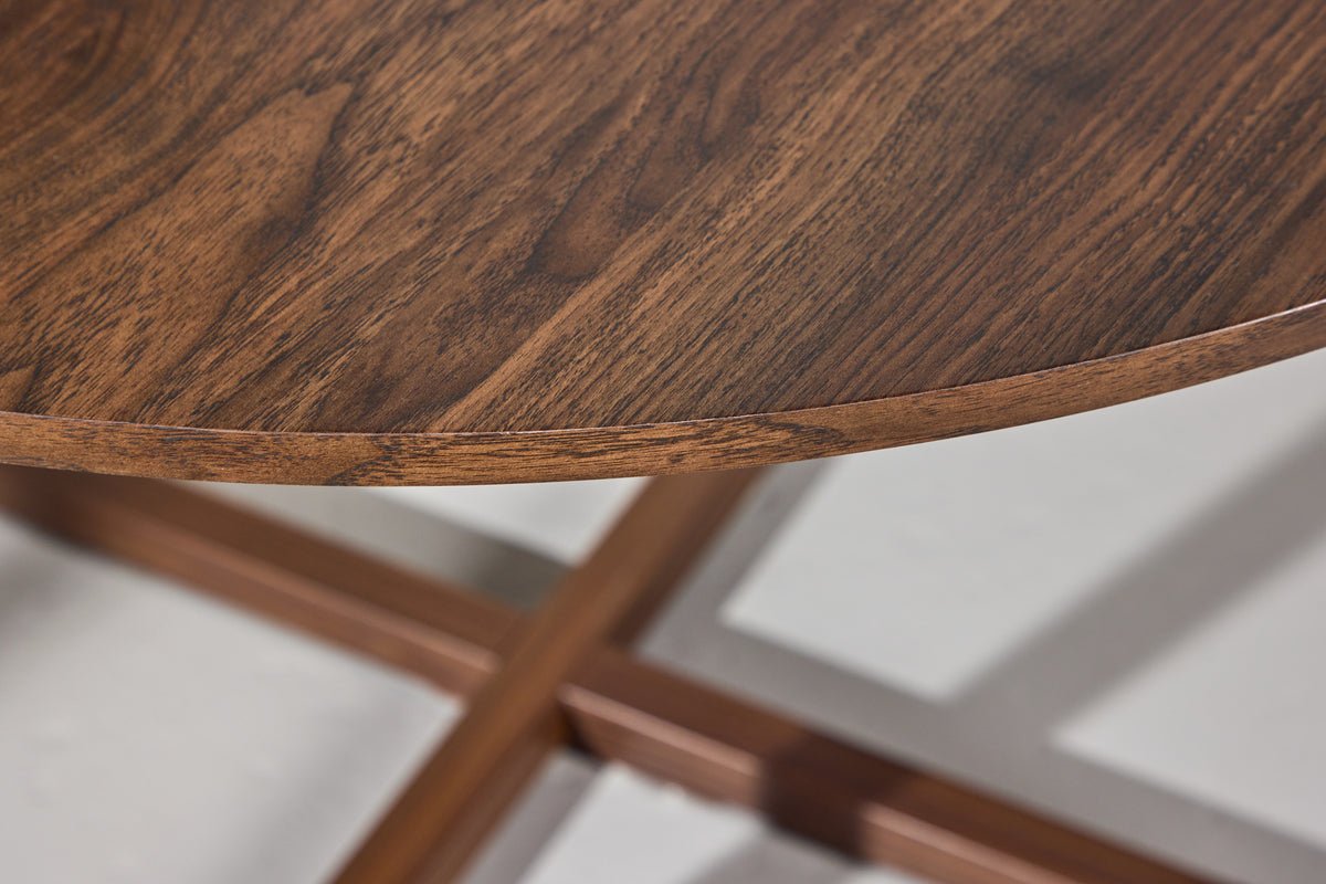 Dining table Ayani - round shape and warm walnut look