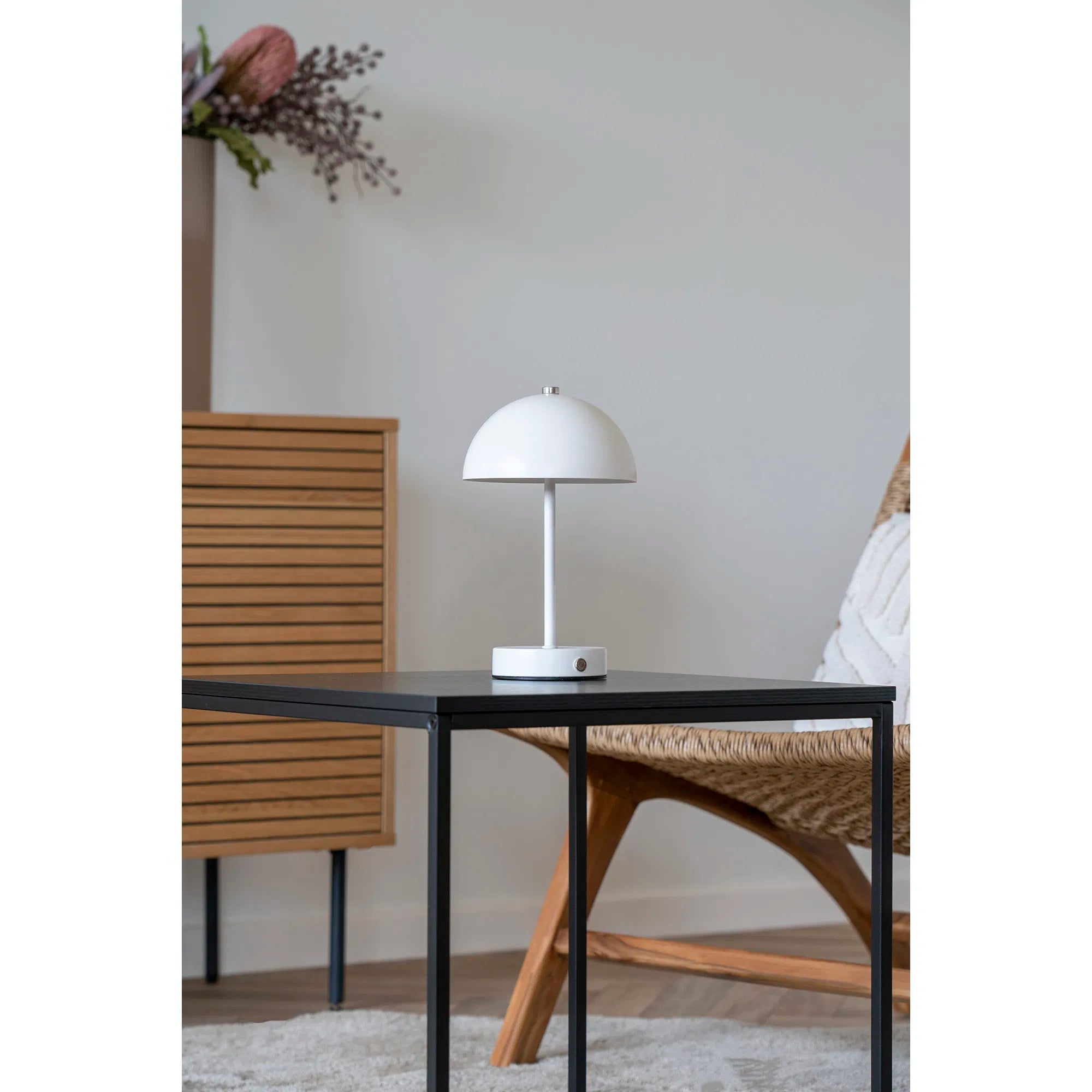 Tischlampe „Noelia“ – Zeitloses Design in Schwarz, Weiß oder Grün